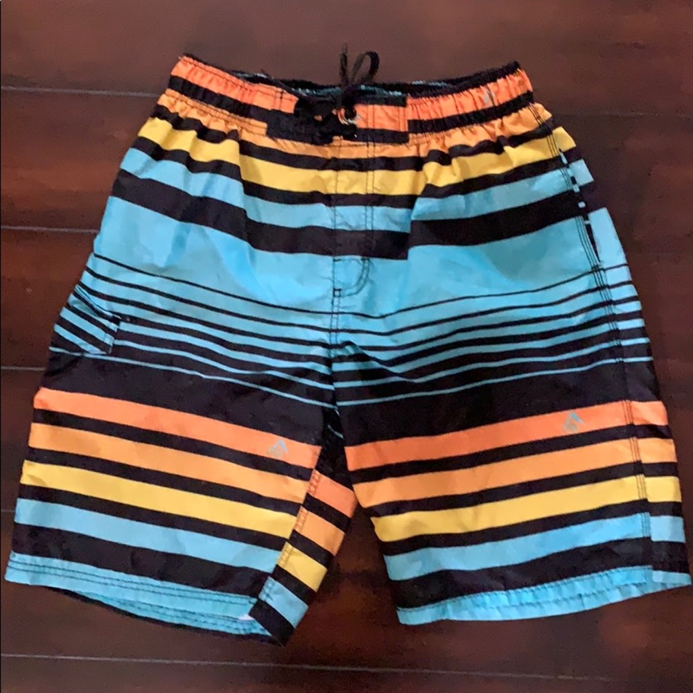 Men’s Swim Trunks - Picture 4 of 6